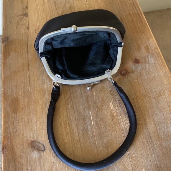 Satin bag. - Picture 2 of 3